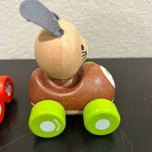 Plan Toys Bunny Racer & Stego Car - Picture 2 of 4